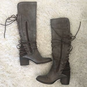 EXCELLENT CONDITION Freebird “Coal” boots